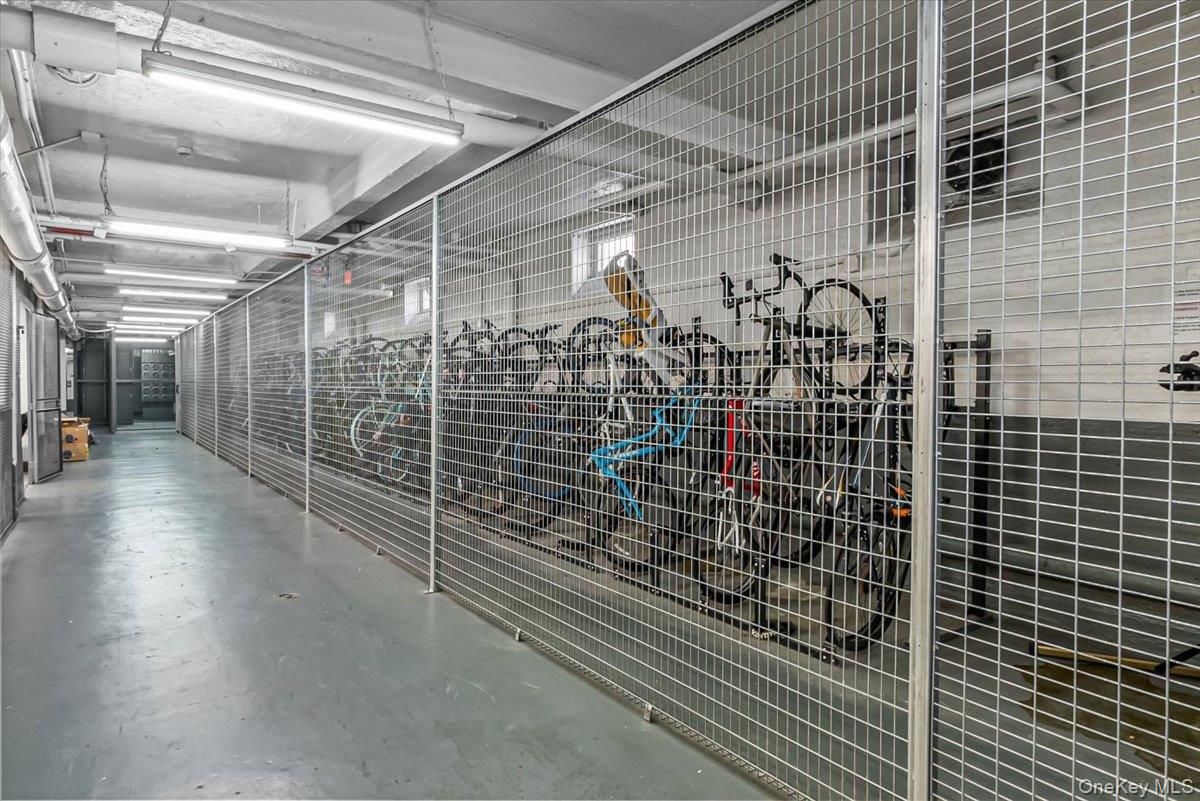 #11 photo, 55-23 31st Avenue, 皇后区 木边 Woodside , NY 11377