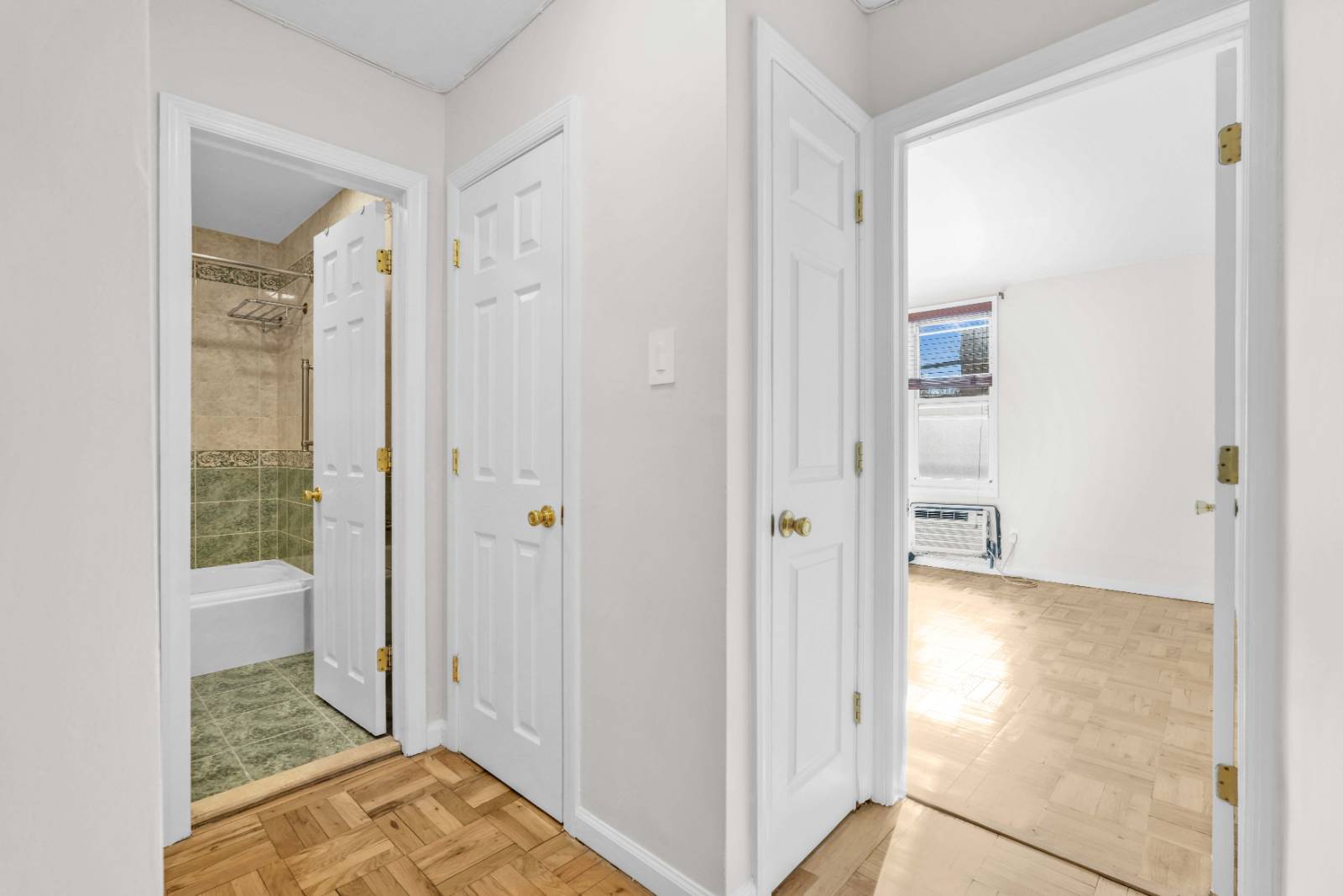 #11 photo, 210-50 41st ave, #1c, Куинс ‖ Bayside , NY 11361