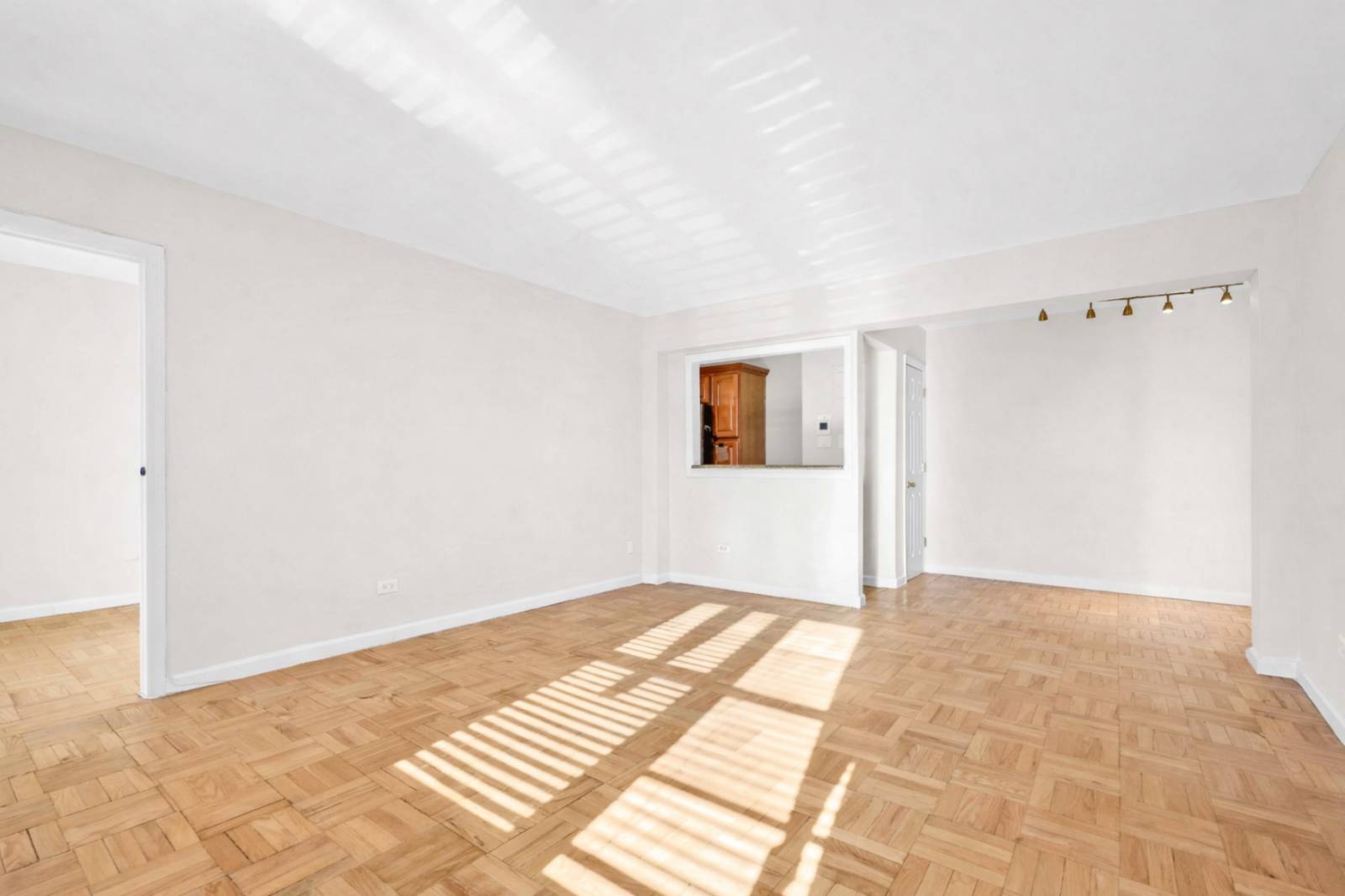 #20 photo, 210-50 41st ave, #1c, Куинс ‖ Bayside , NY 11361