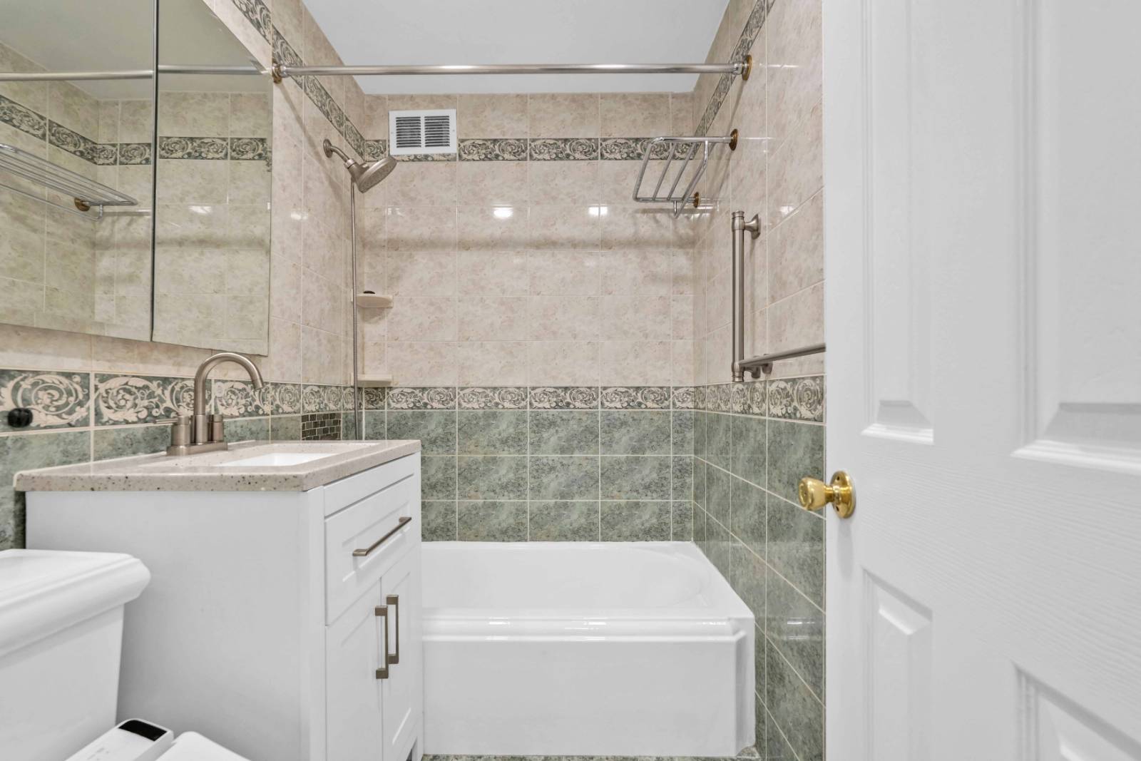 #4 photo, 210-50 41st ave, #1c, Куинс ‖ Bayside , NY 11361