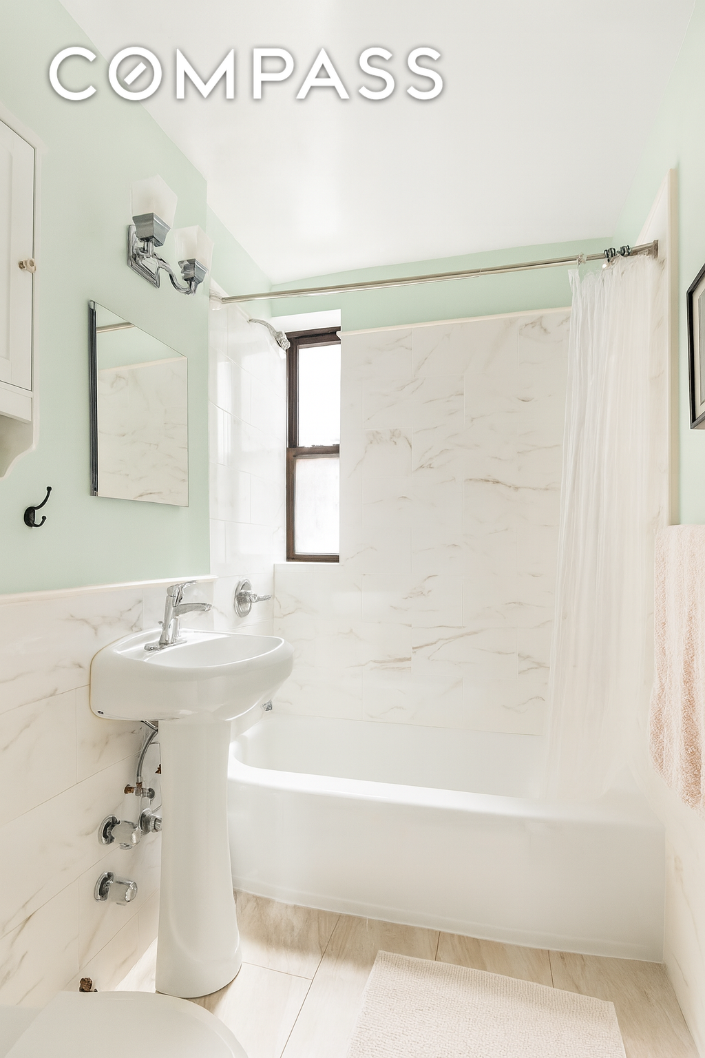 #5 photo, 60 E 9th Street, Greenwich Village , NY 10003