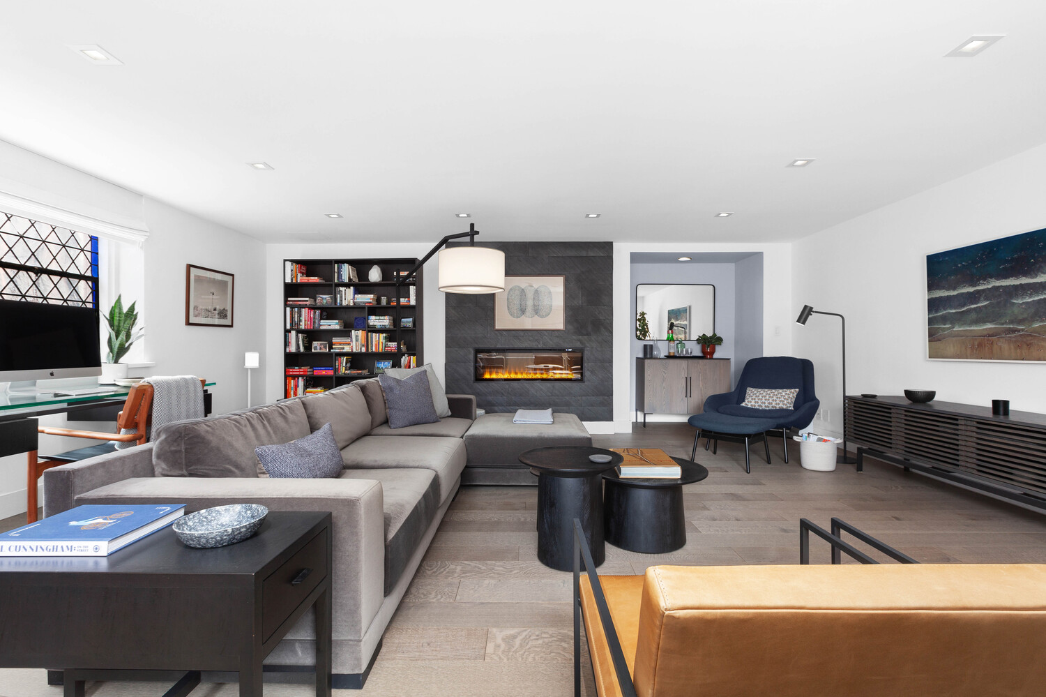 #1 photo, 205 E 16TH Street, Манхэттен ‖ Gramercy Park , NY 10003