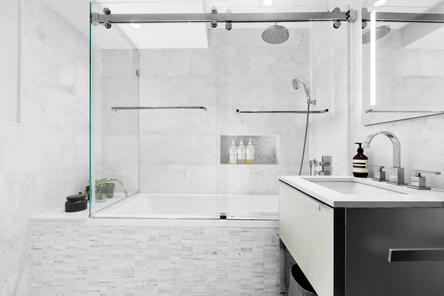 #12 photo, 205 E 16TH Street, Манхэттен ‖ Gramercy Park , NY 10003