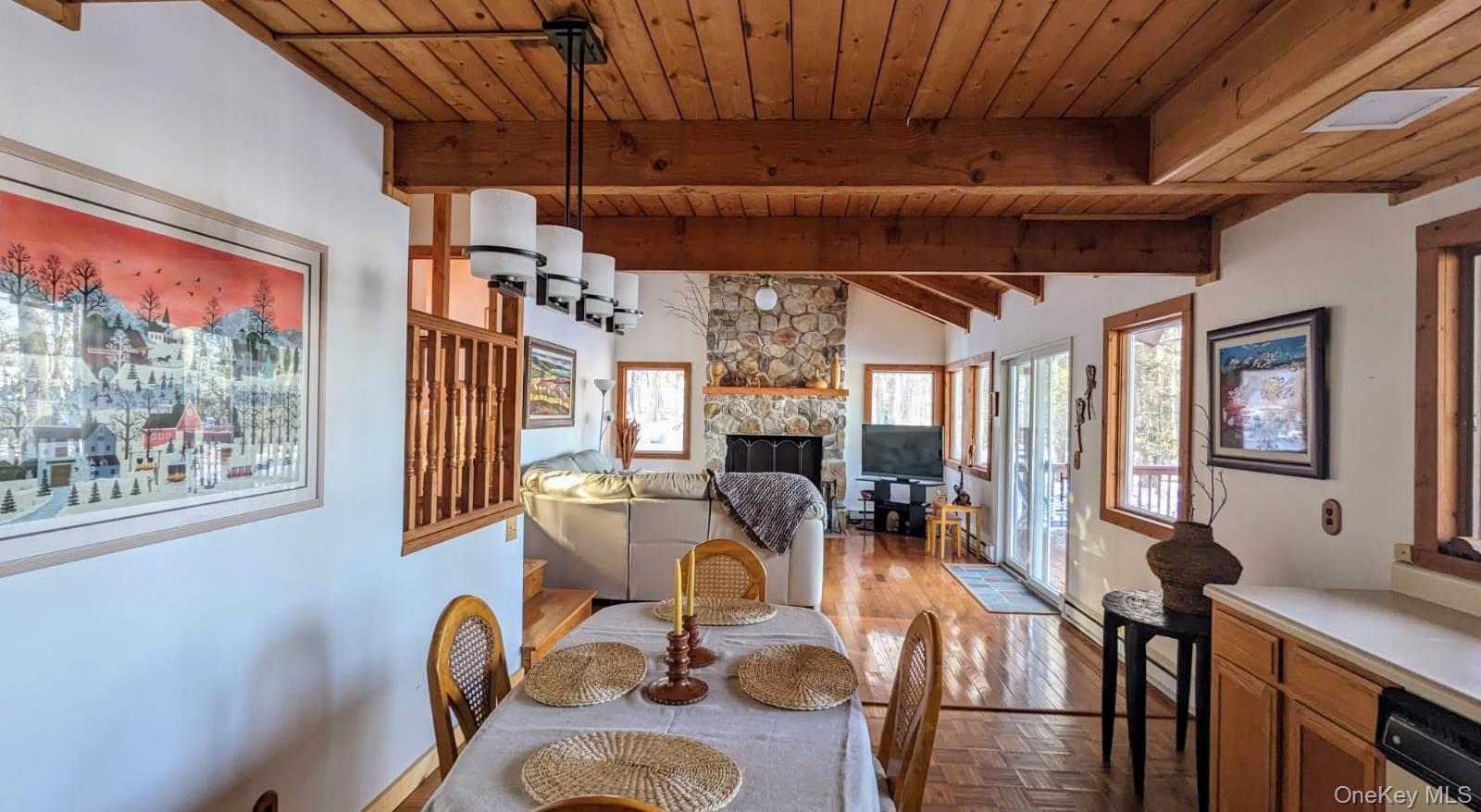 #6 photo, 9 Canterbury Court, White Lake , NY 12720