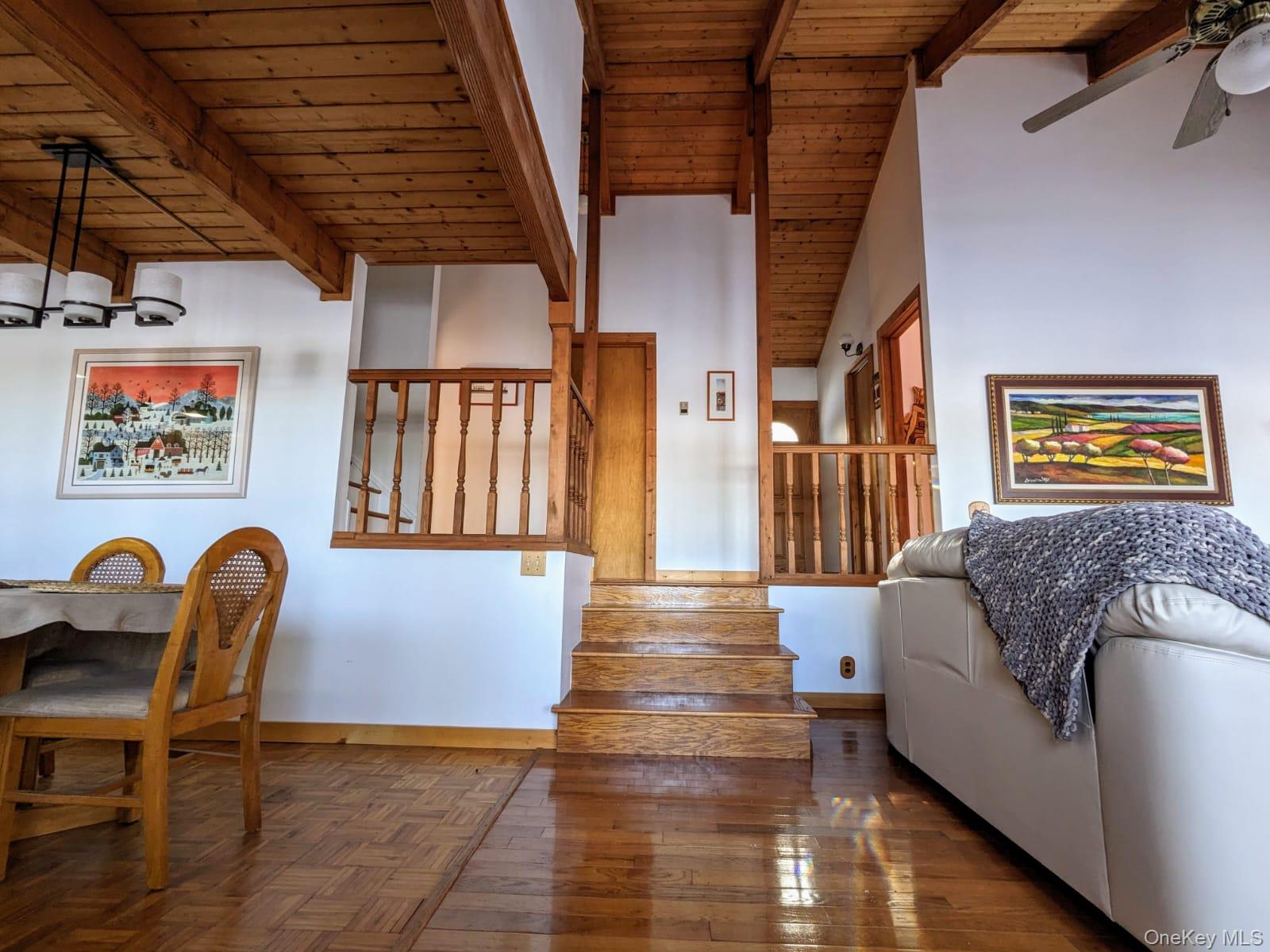 #8 photo, 9 Canterbury Court, White Lake , NY 12720