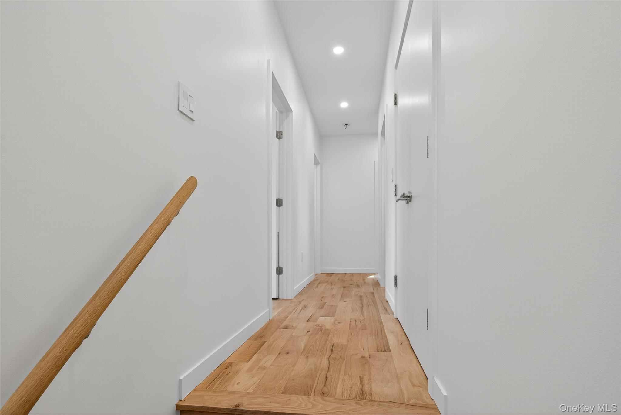 #14 photo, 6 Glenwood Avenue, 뉴욕주 Poughkeepsie , NY 12603