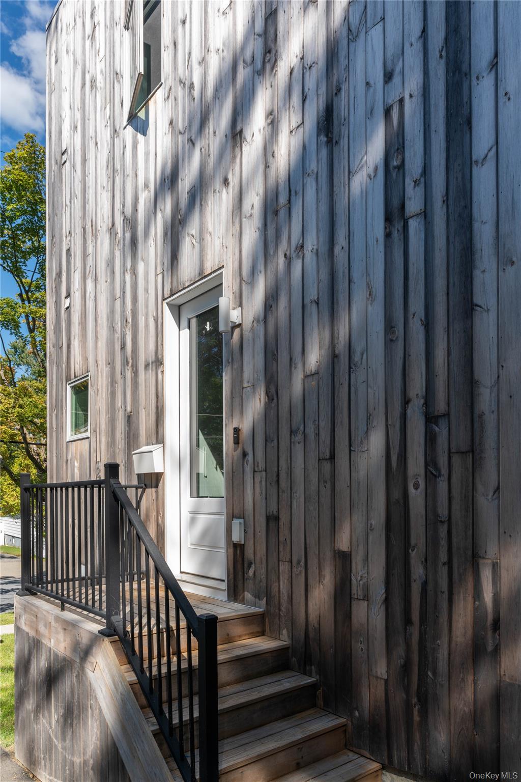 #4 photo, 6 Glenwood Avenue, 뉴욕주 Poughkeepsie , NY 12603