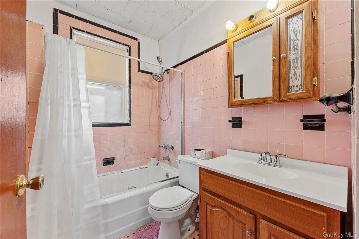 #13 photo, 117-53 126 Street, South Ozone Park , NY 11420