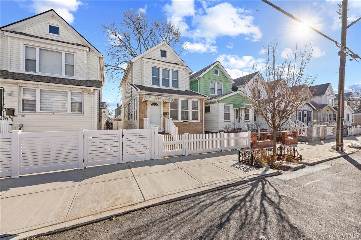 #3 photo, 117-53 126 Street, South Ozone Park , NY 11420