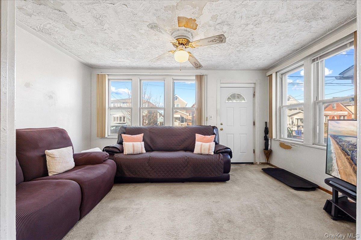 #4 photo, 117-53 126 Street, South Ozone Park , NY 11420