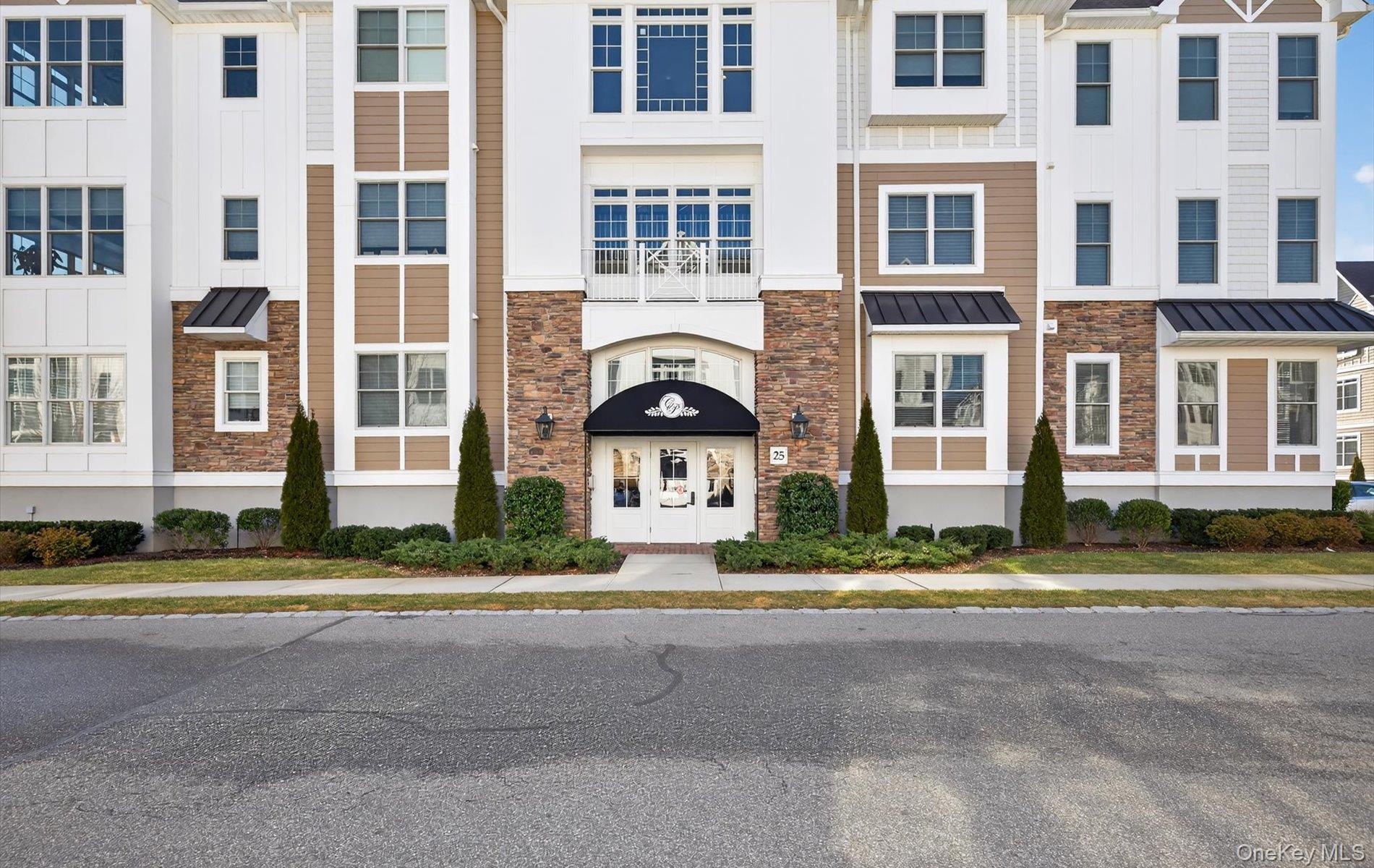 #1 photo, 25102 Aspenwood Drive, Plainview , NY 11803