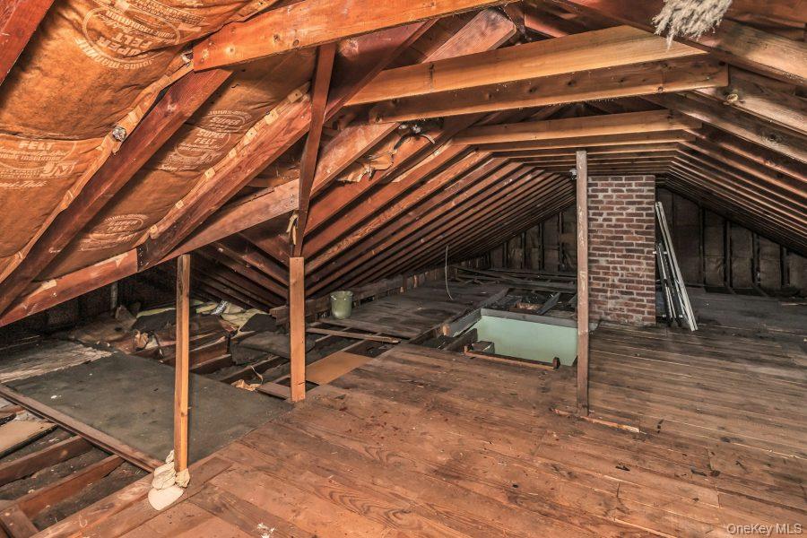 #18 photo, 252 Toronto Avenue, Massapequa , NY 11758