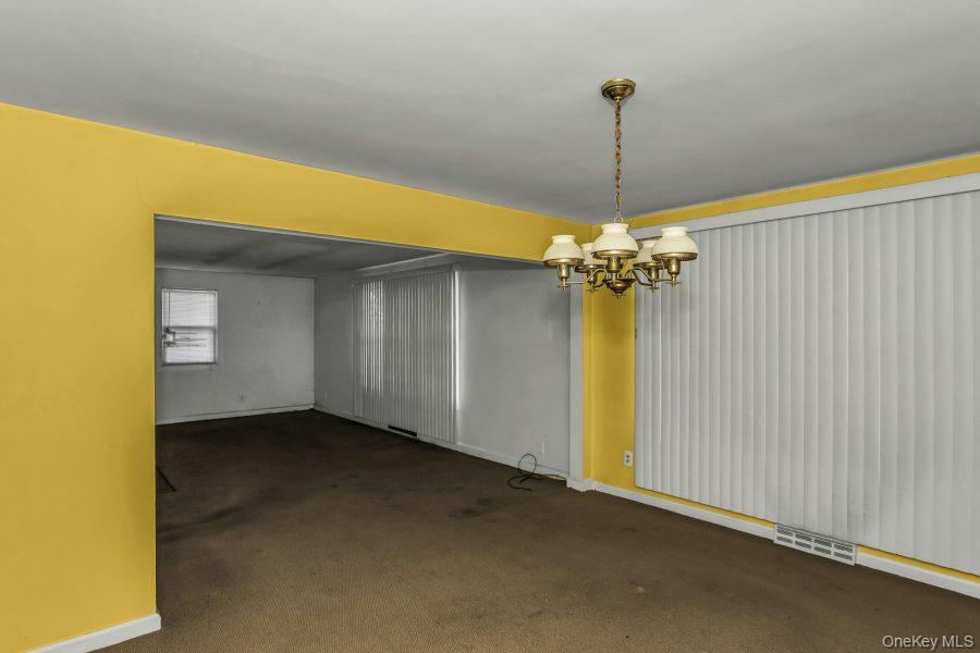 #9 photo, 252 Toronto Avenue, Massapequa , NY 11758