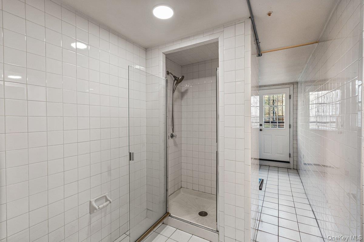 #15 photo, 68-17 Groton Street, Forest Hills , NY 11375