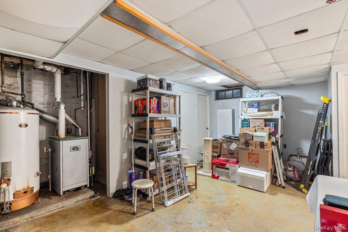 #16 photo, 68-17 Groton Street, Forest Hills , NY 11375