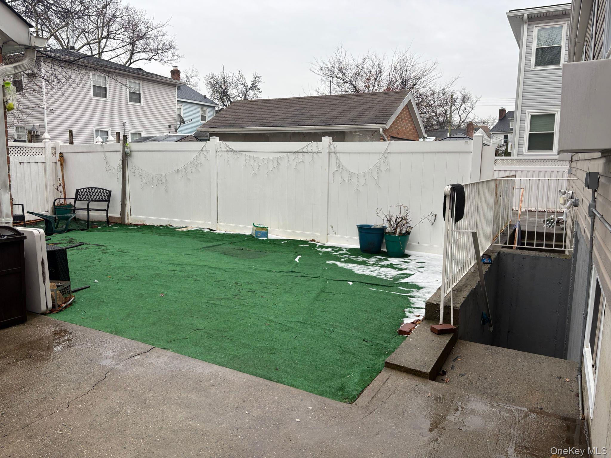 #9 photo, 14015 180th Street, קווינס Jamaica , NY 11434