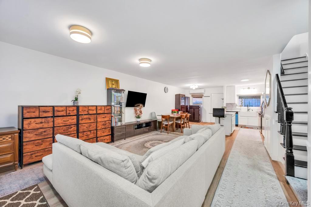 #3 photo, 2033 E 68th Street, 布鲁克林 Brooklyn , NY 11234