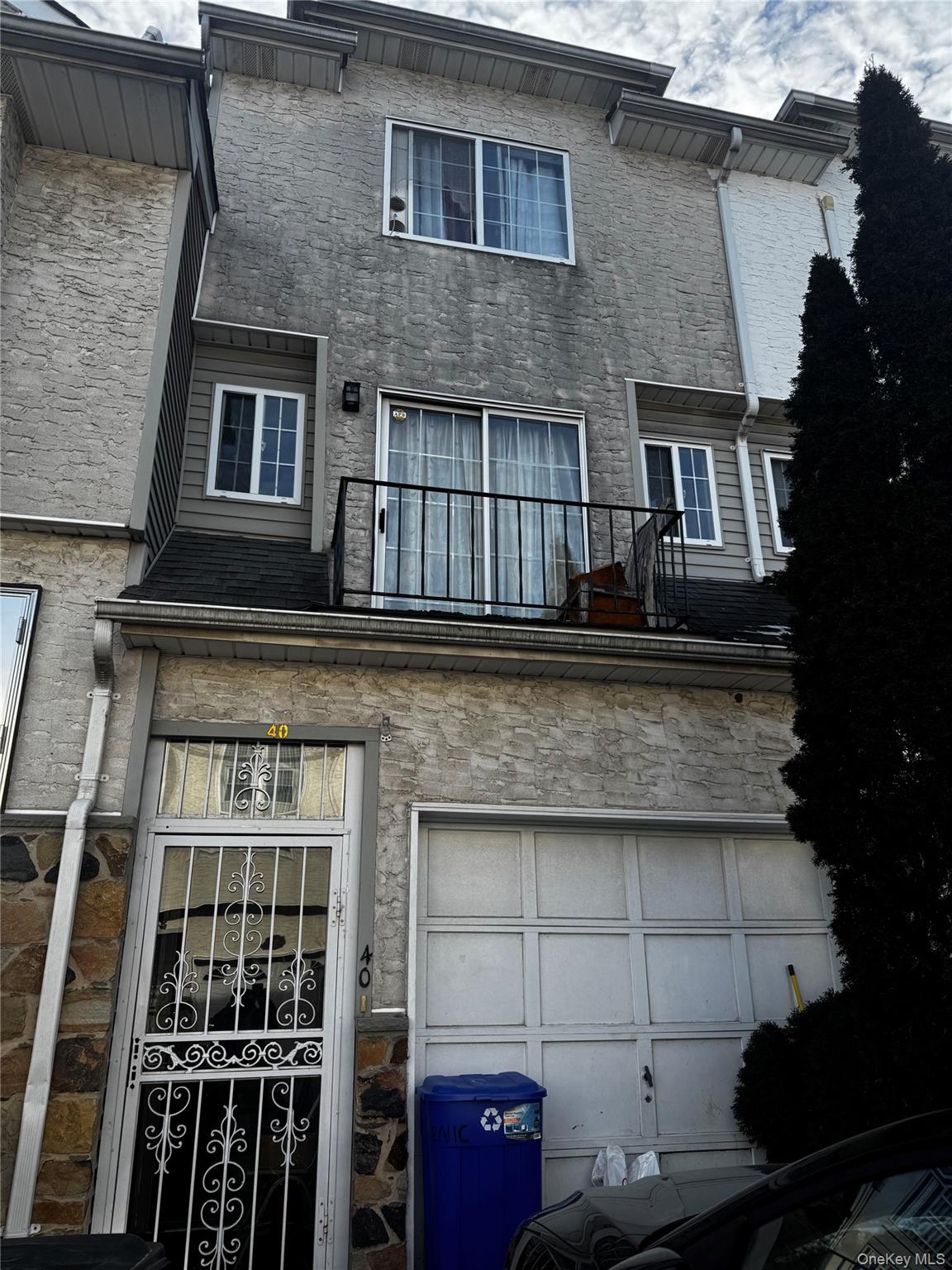 #1 photo, 40 Scenic Lane, Staten Island , NY 10304