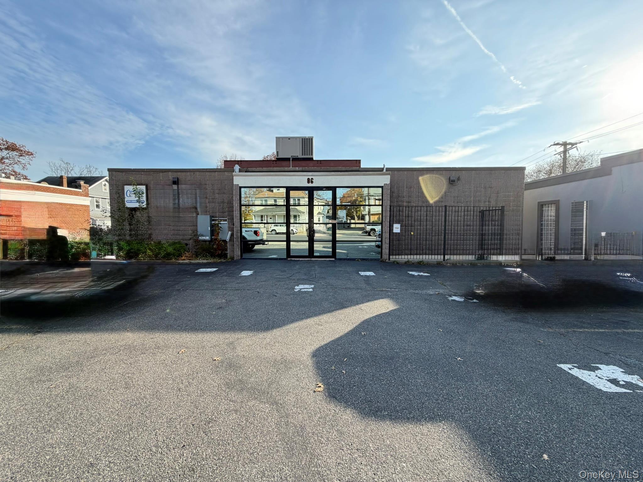 #1 photo, 86 Front Street, מחוז נסאו Hempstead , NY 11550