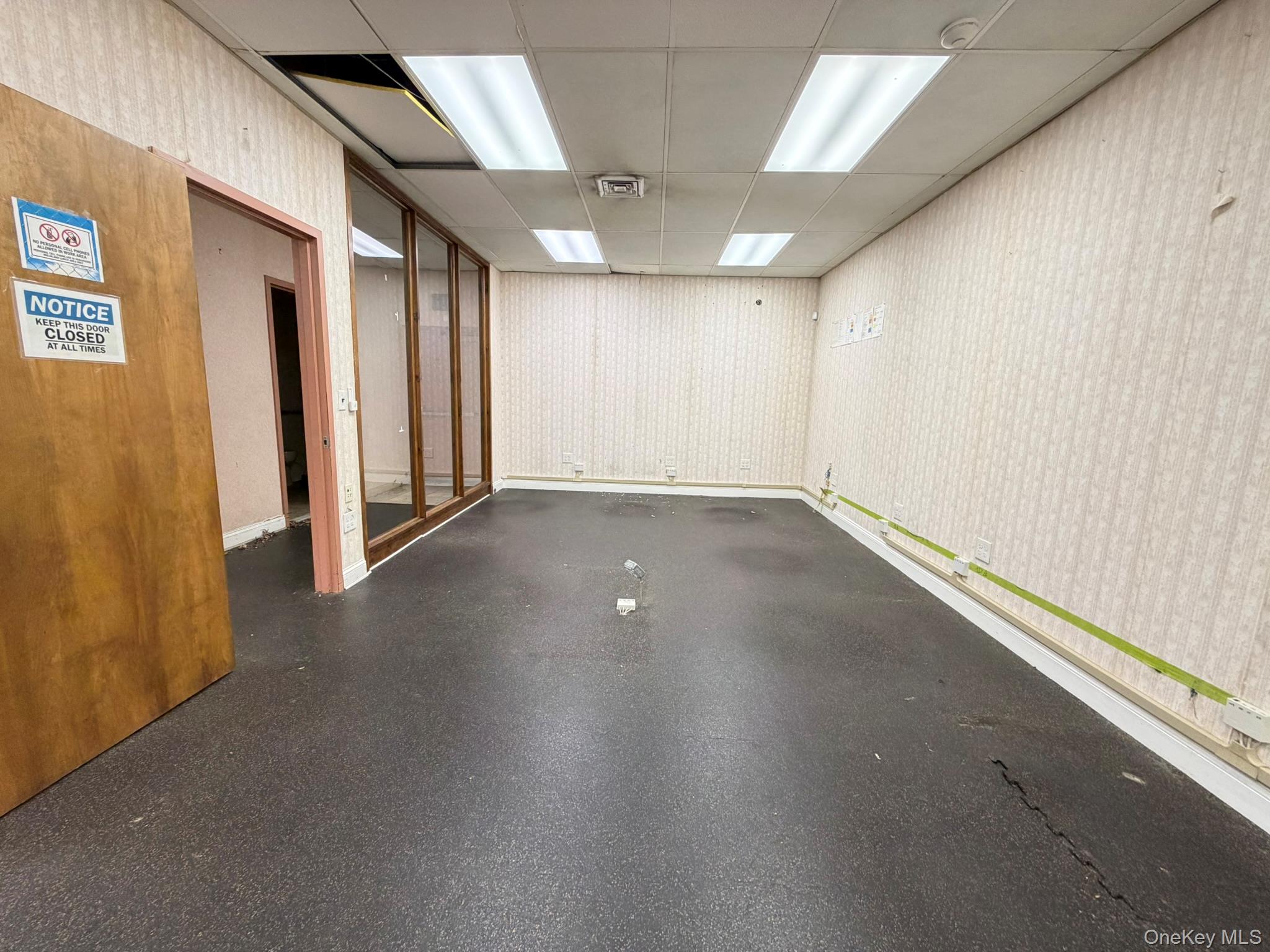 #10 photo, 86 Front Street, מחוז נסאו Hempstead , NY 11550