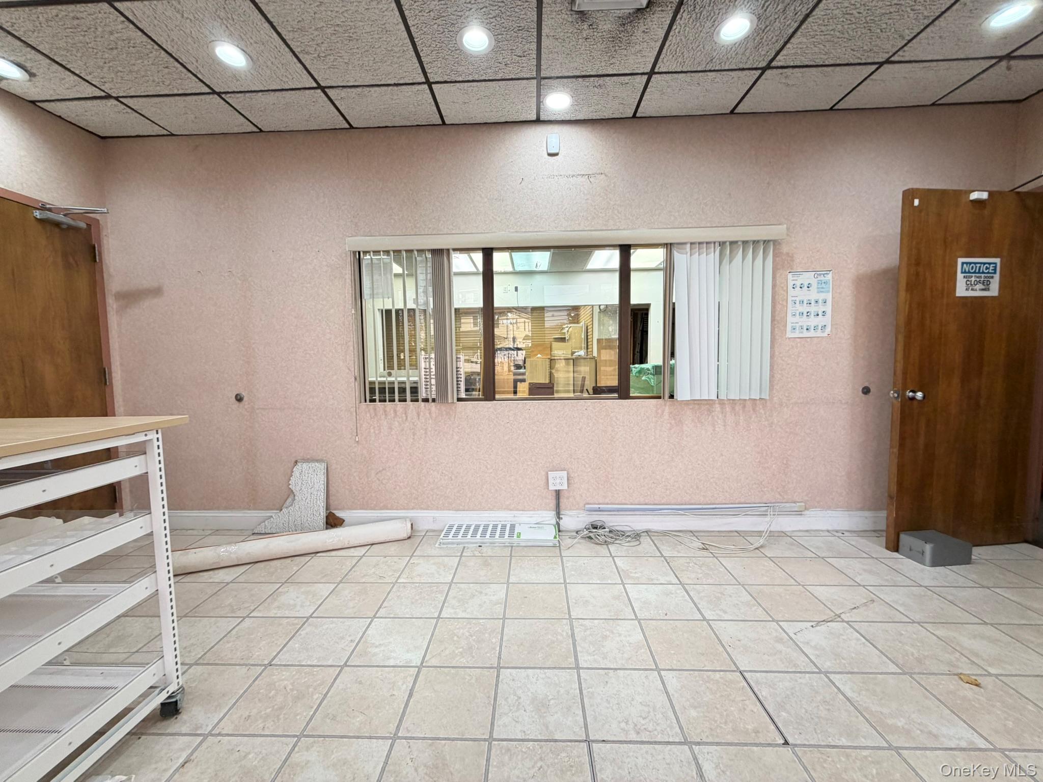 #4 photo, 86 Front Street, מחוז נסאו Hempstead , NY 11550