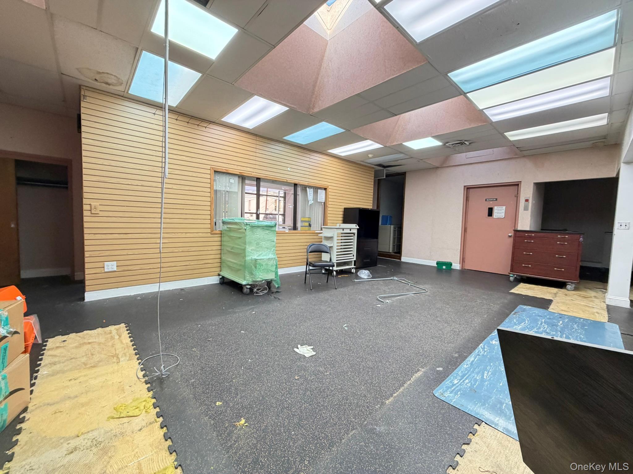 #5 photo, 86 Front Street, מחוז נסאו Hempstead , NY 11550