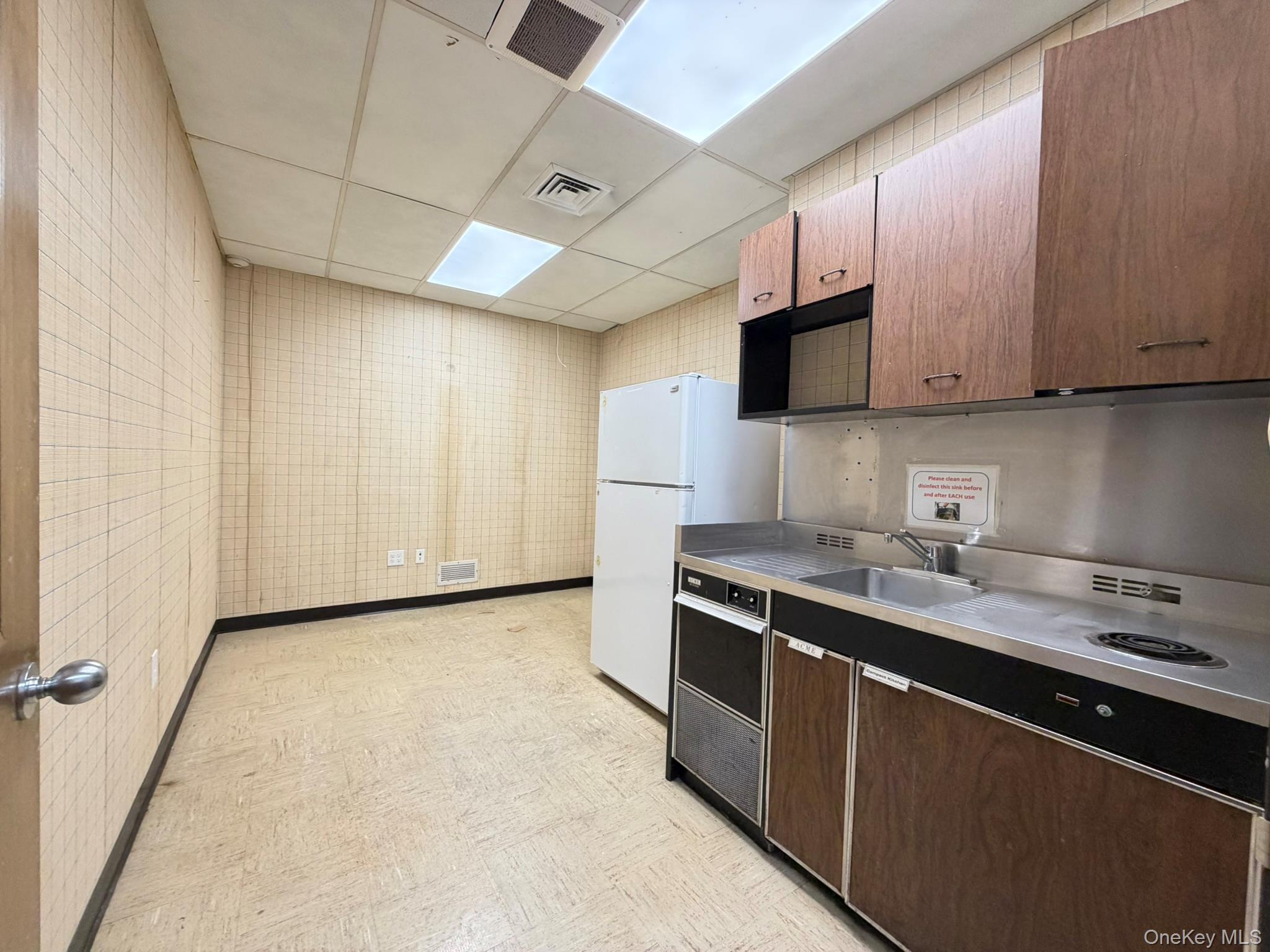 #7 photo, 86 Front Street, מחוז נסאו Hempstead , NY 11550