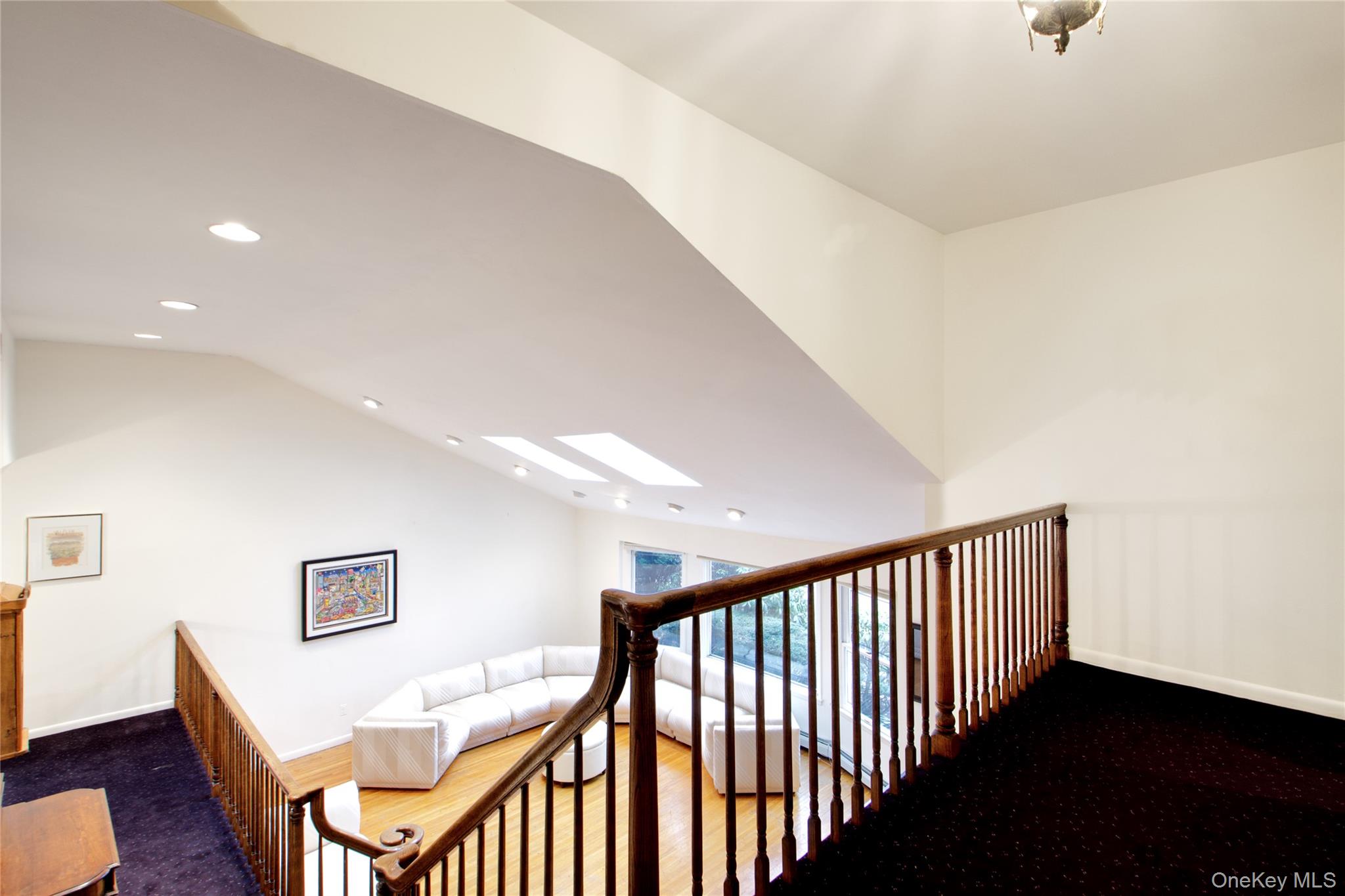 #11 photo, 1066 Cedarhurst Street, 롱 아일랜드 Valley Stream , NY 11581