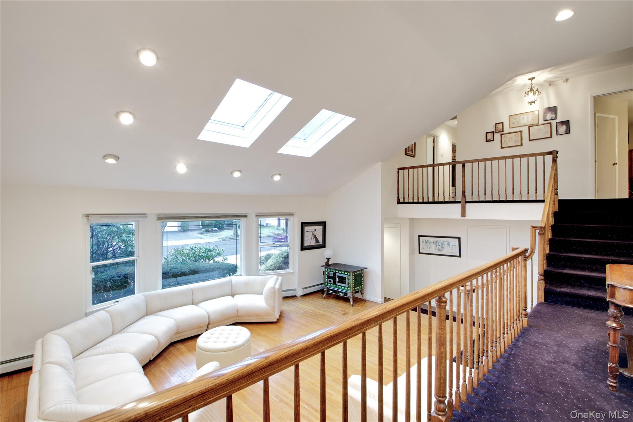 #9 photo, 1066 Cedarhurst Street, 롱 아일랜드 Valley Stream , NY 11581