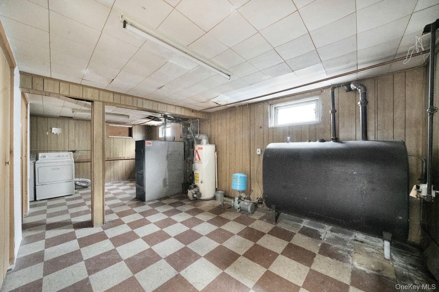 #15 photo, 450 Rhodes Lane, West Hempstead , NY 11552