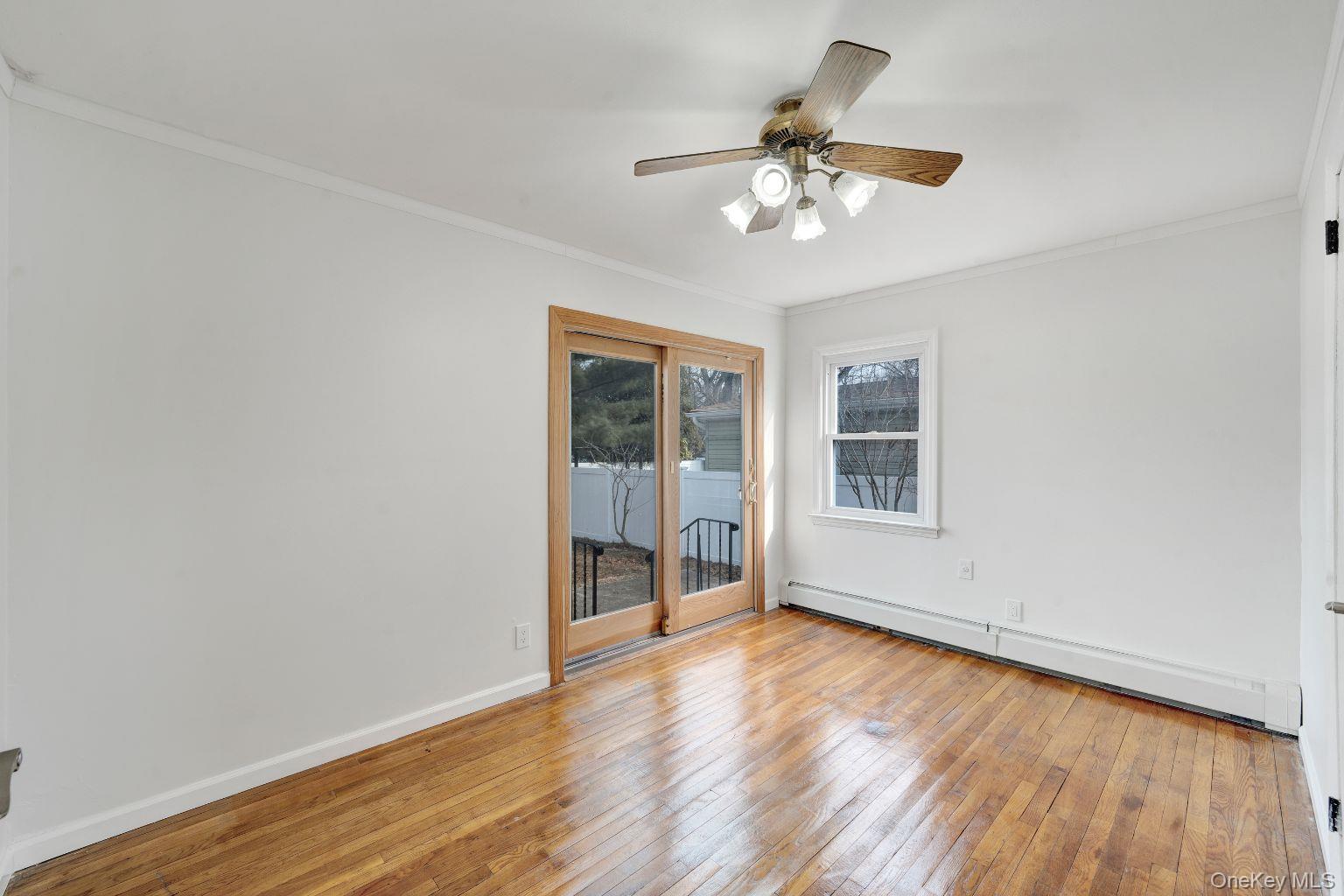 #5 photo, 450 Rhodes Lane, West Hempstead , NY 11552