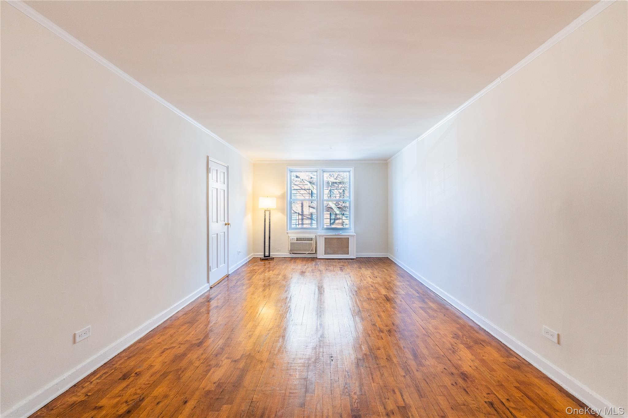 #12 photo, 8420 51st Avenue, Elmhurst , NY 11373