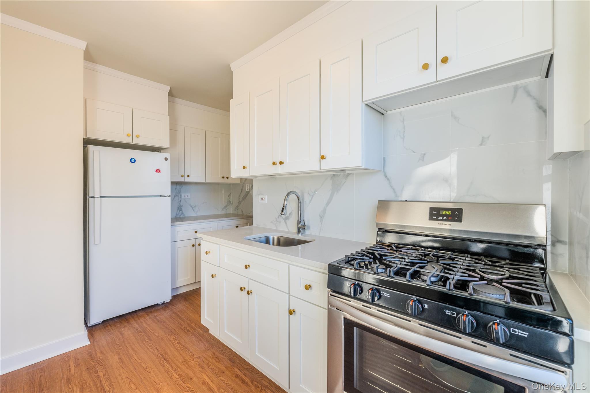 #5 photo, 8420 51st Avenue, Elmhurst , NY 11373