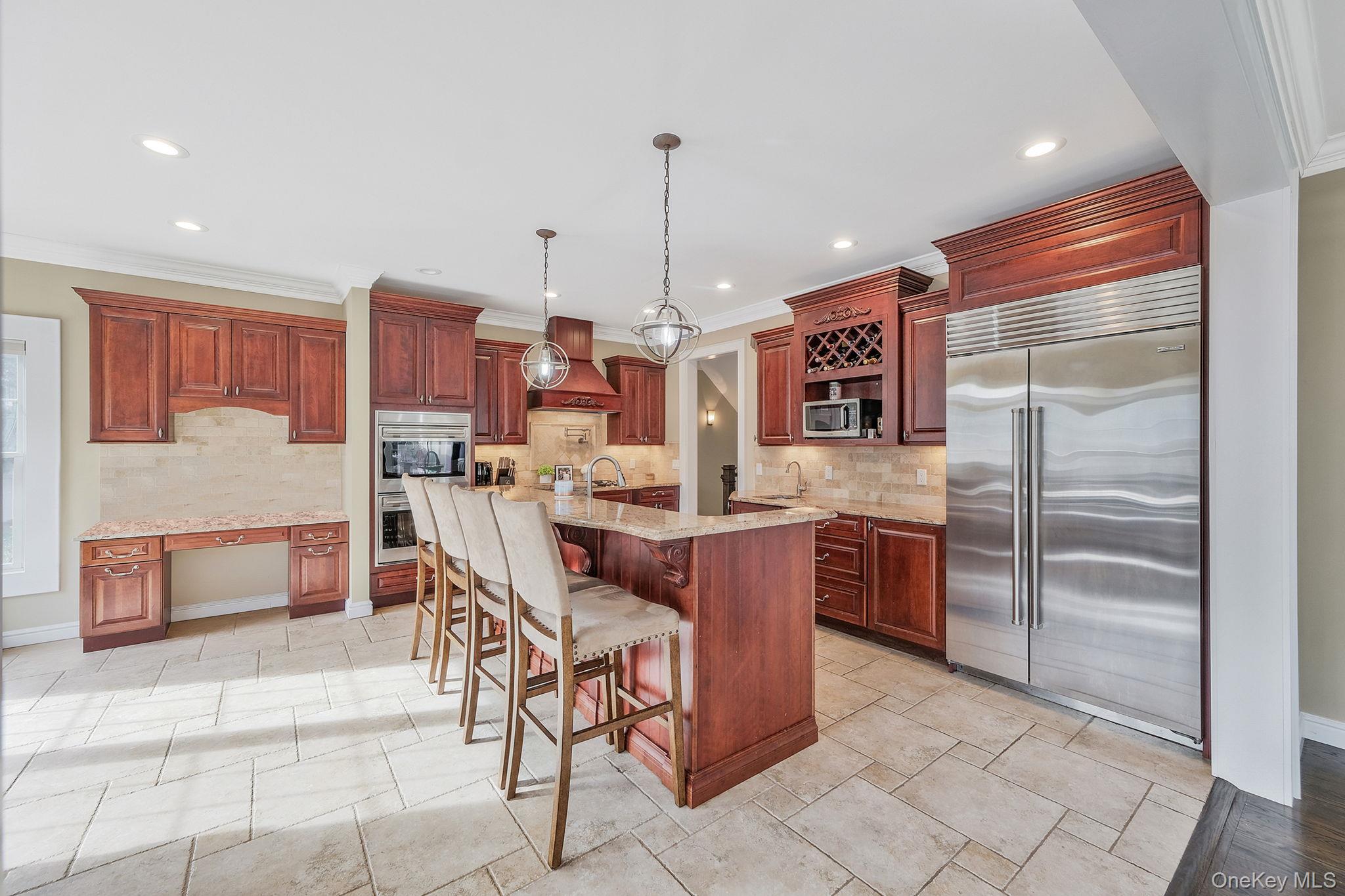 #5 photo, 30 Hampton Drive, מחוז סאפוק Center Moriches , NY 11934