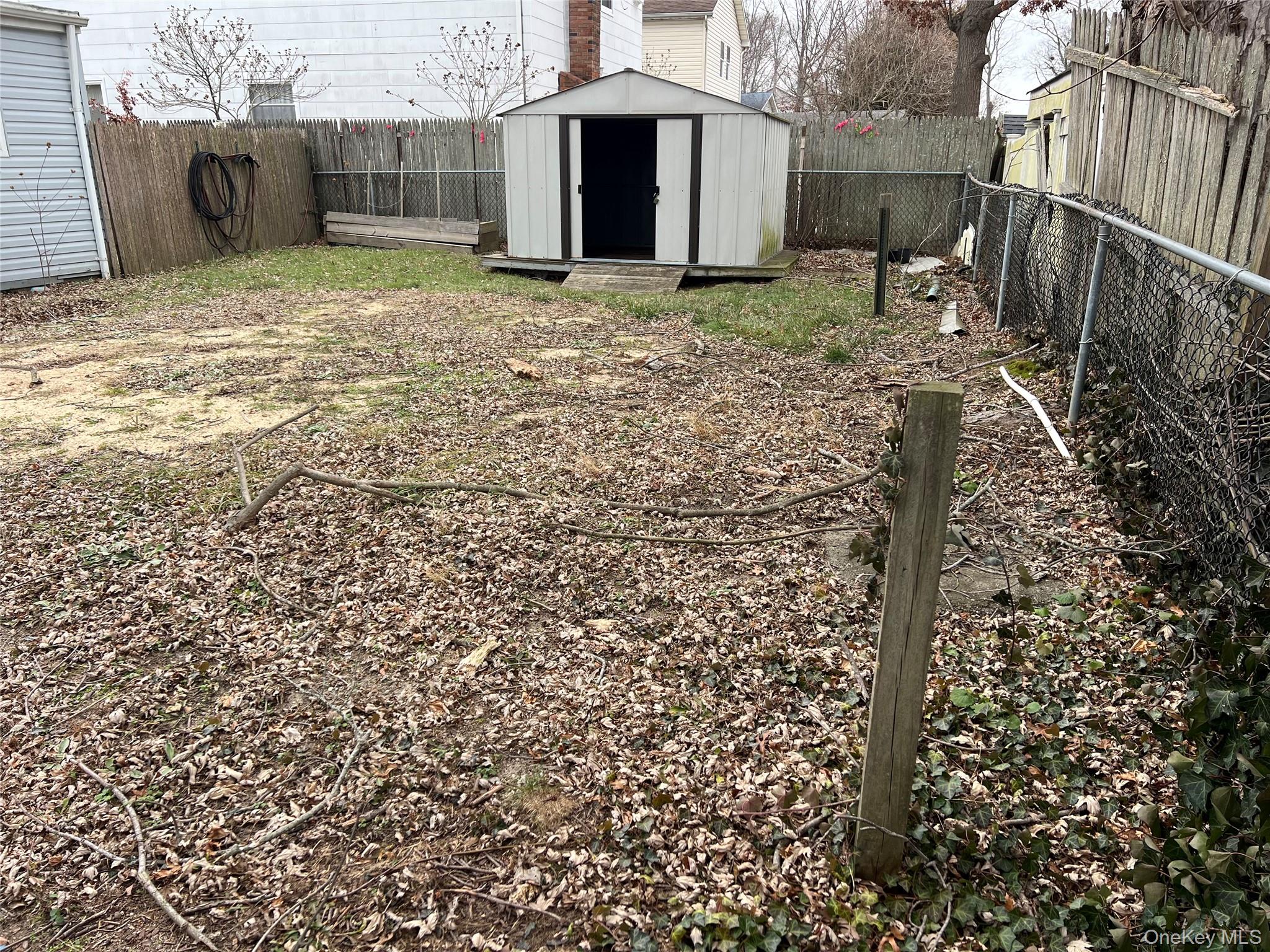 #8 photo, 25 Gores Drive, 롱 아일랜드 Mastic , NY 11950