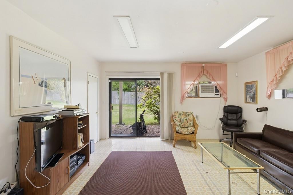 #14 photo, 21 Hoppin Avenue, Montauk , NY 11954