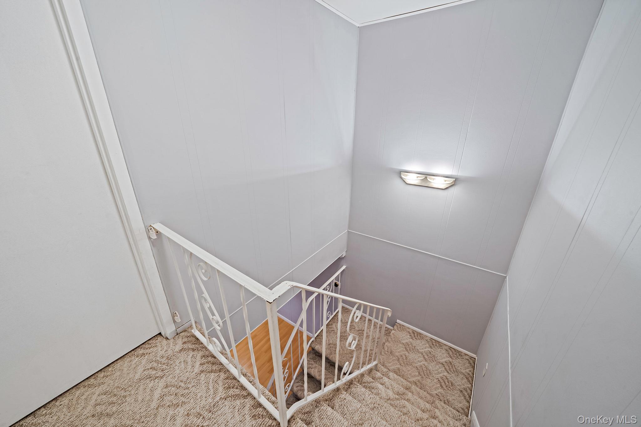 #13 photo, 202 Birchwood Road, 롱 아일랜드 Medford , NY 11763