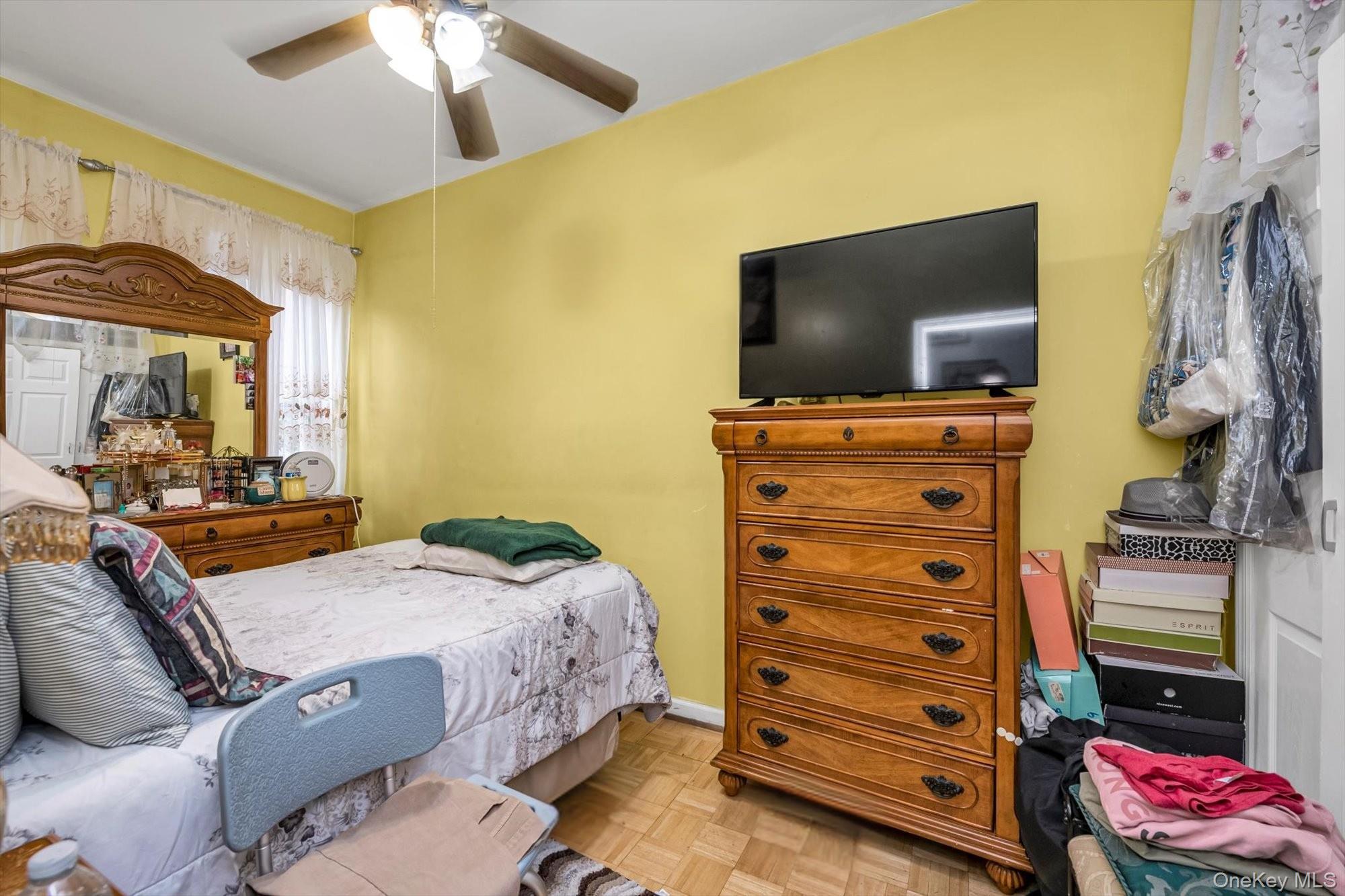 #7 photo, 900 Glenmore Avenue, ब्रुकलीन Brooklyn , NY 11208