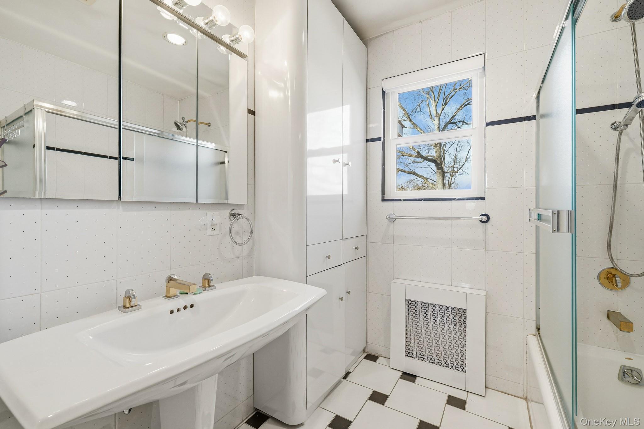 #20 photo, 1 Cherry Lane, 뉴욕주 Scarsdale , NY 10583