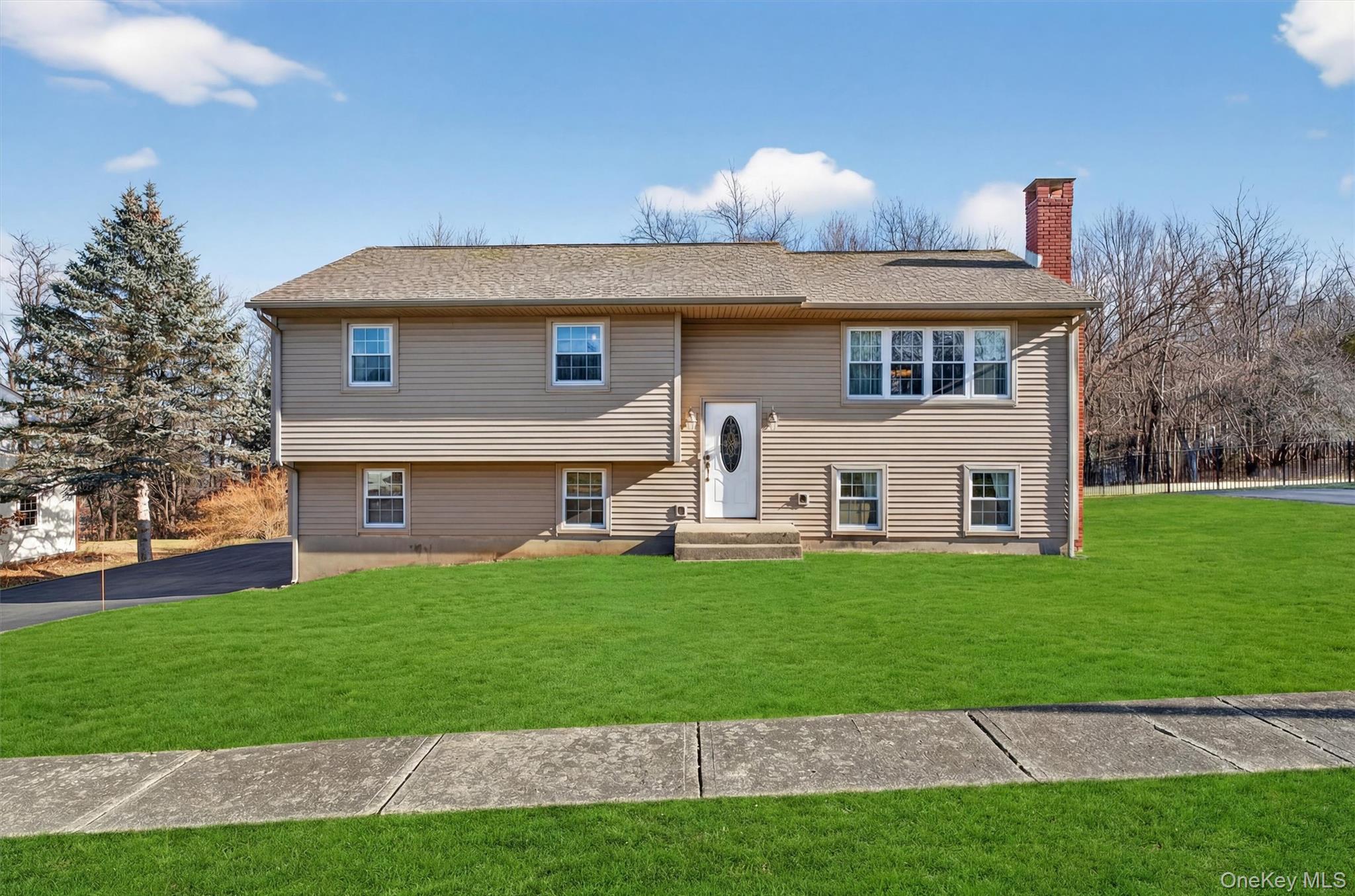 #1 photo, 11 Hilltop Lane, Warwick , NY 10990