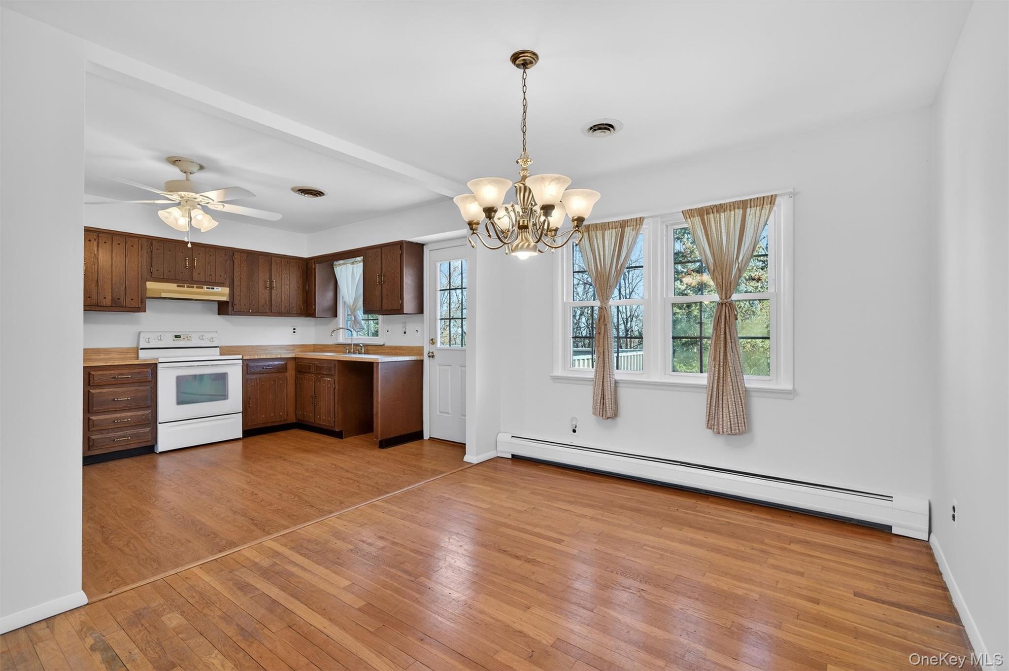 #12 photo, 11 Hilltop Lane, Warwick , NY 10990