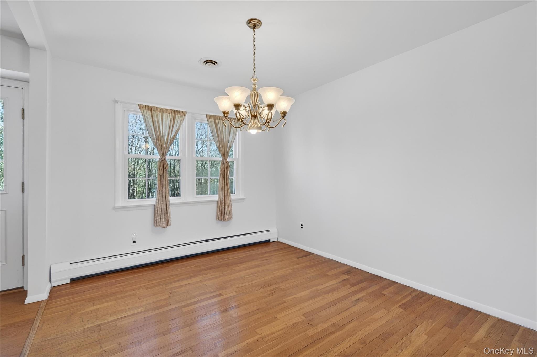 #13 photo, 11 Hilltop Lane, Warwick , NY 10990