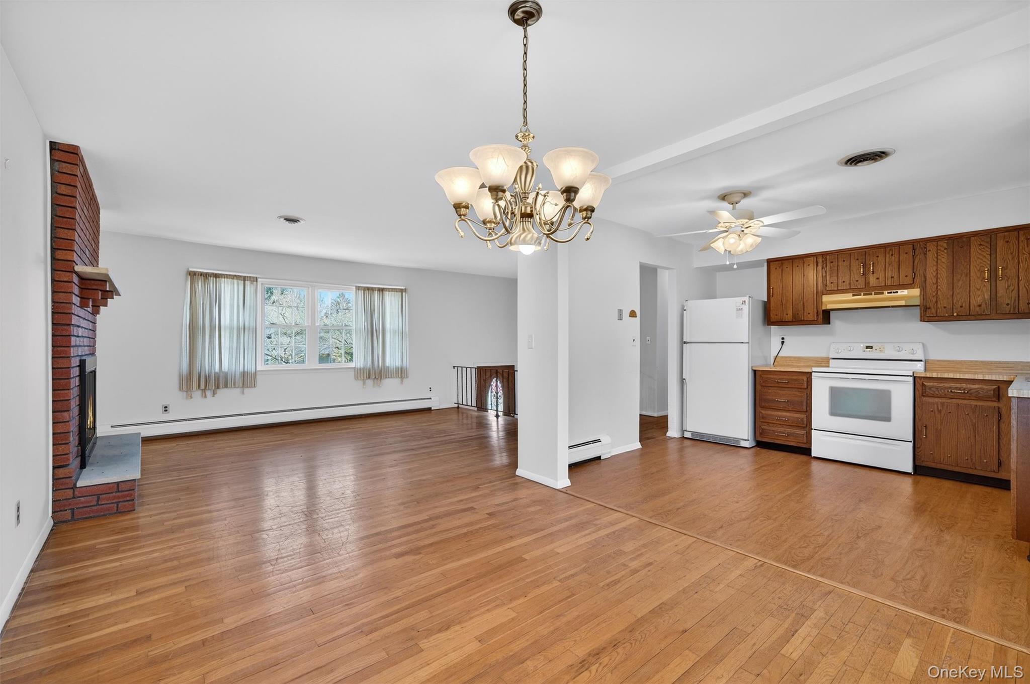 #14 photo, 11 Hilltop Lane, Warwick , NY 10990