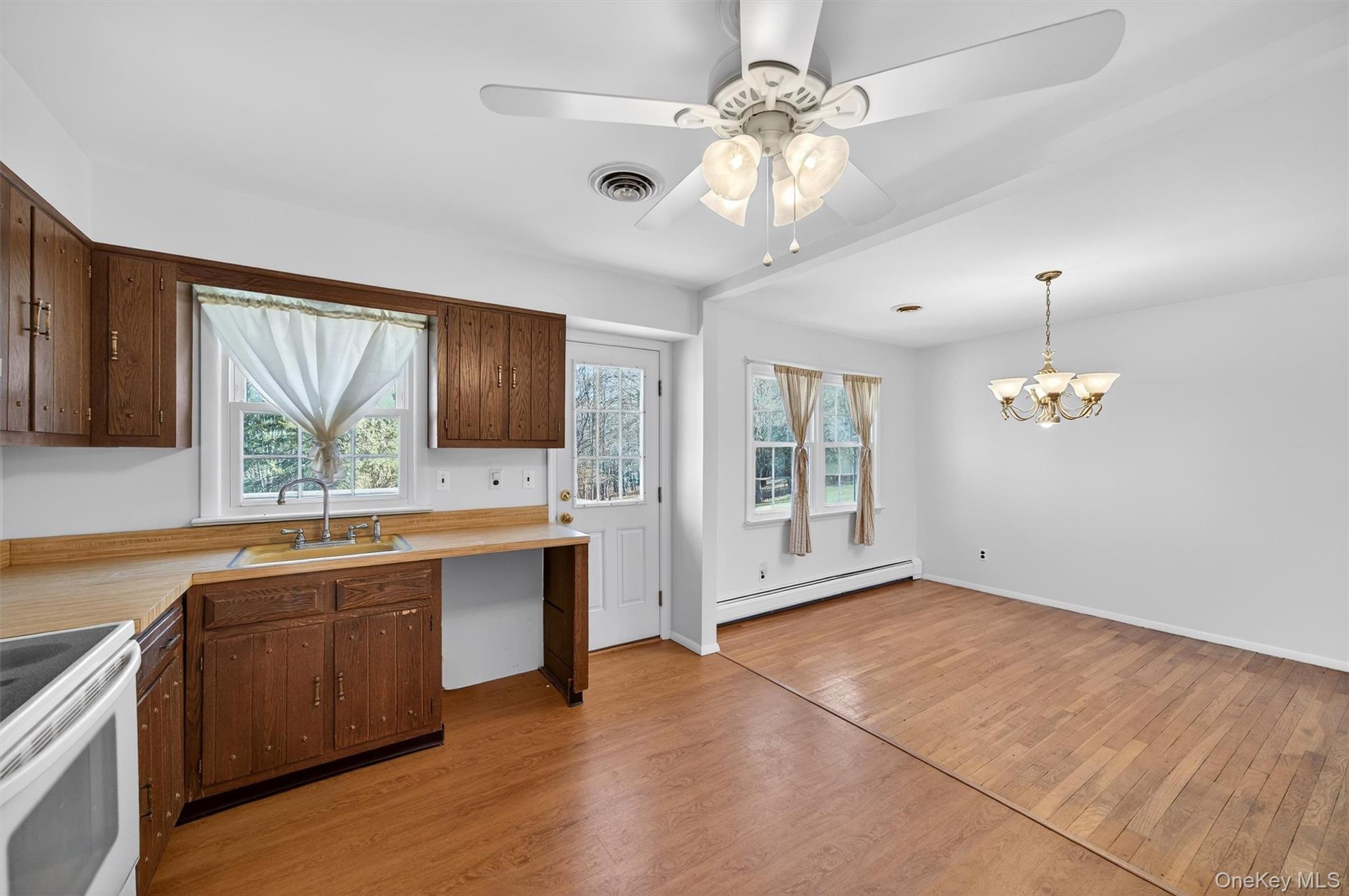 #15 photo, 11 Hilltop Lane, Warwick , NY 10990