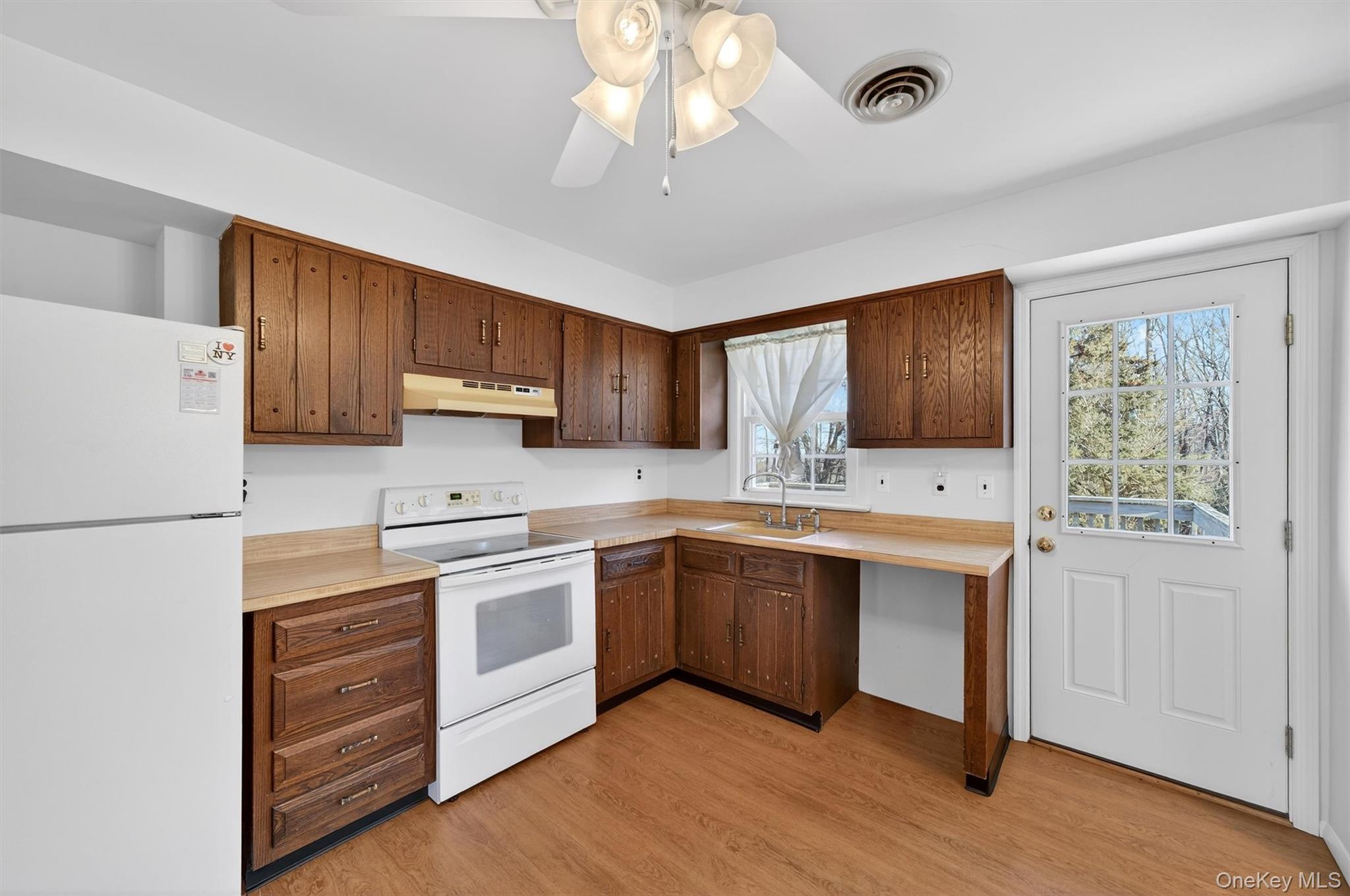 #16 photo, 11 Hilltop Lane, Warwick , NY 10990