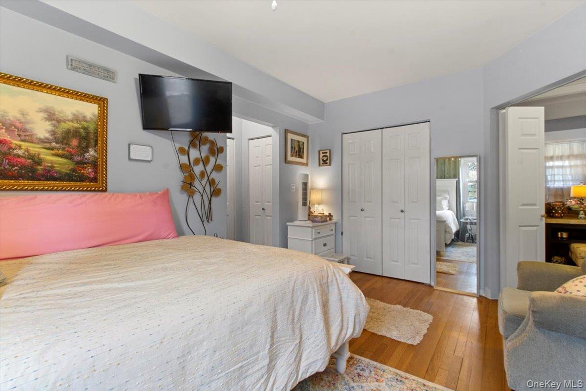 #13 photo, 103 Wiltshire Road, Scarsdale , NY 10583