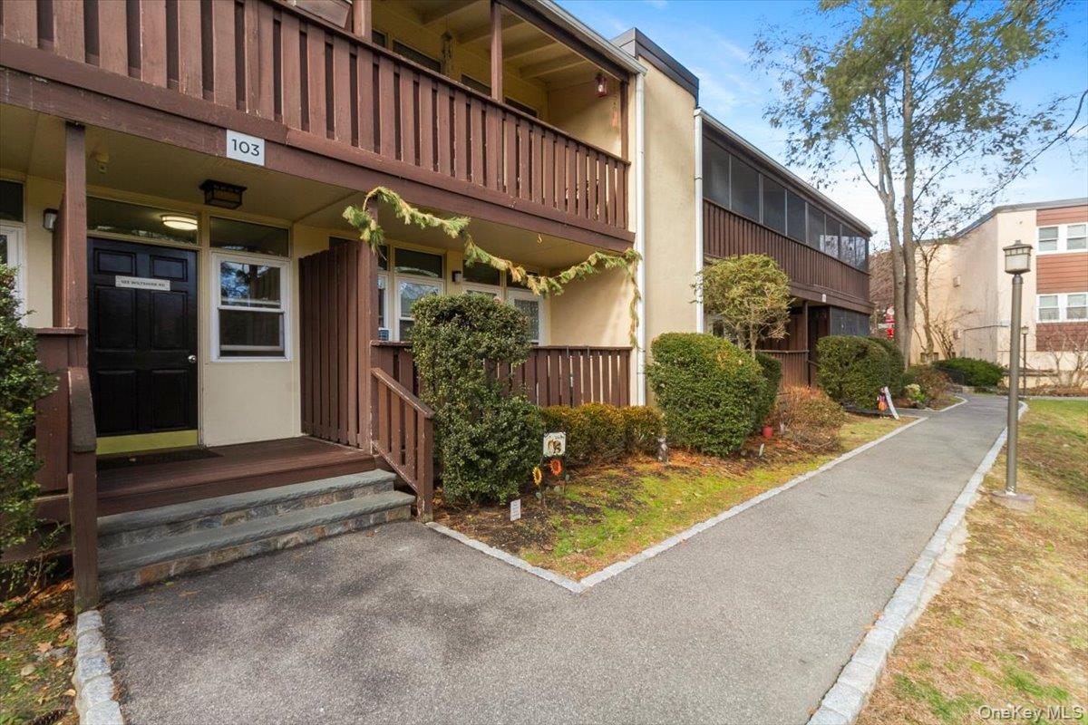 #3 photo, 103 Wiltshire Road, Scarsdale , NY 10583