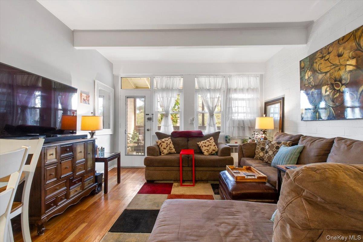 #7 photo, 103 Wiltshire Road, Scarsdale , NY 10583