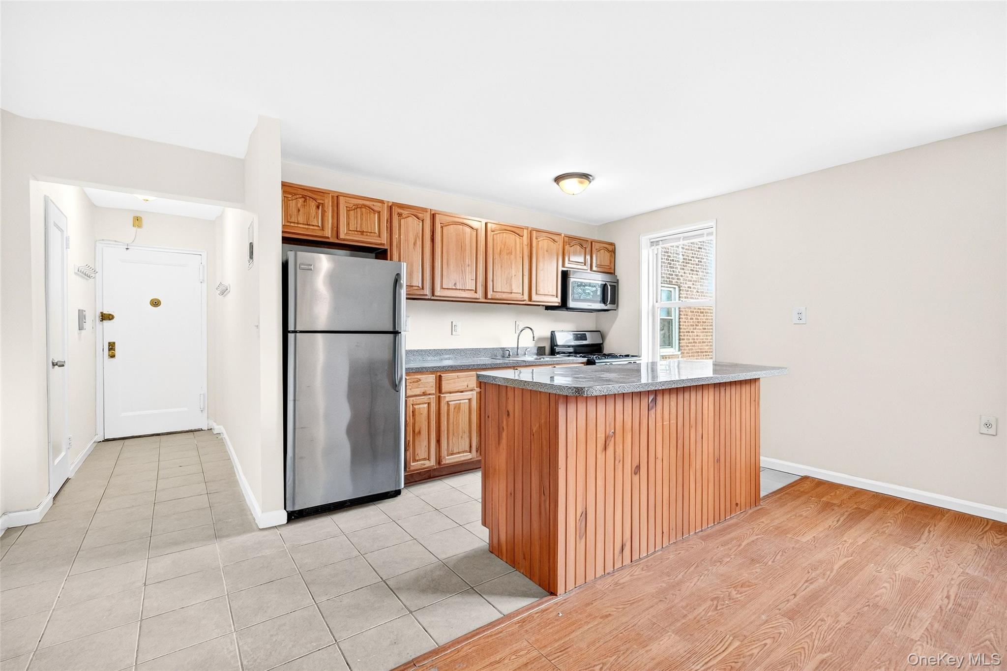 #15 photo, 10 Davenport Avenue, New Rochelle , NY 10805