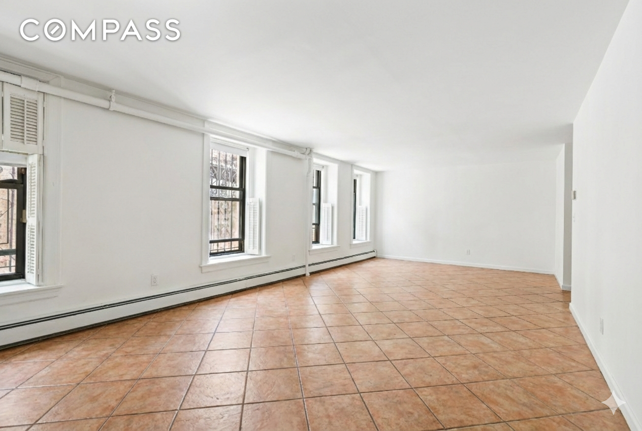 #13 photo, 311 W 97th Street, Upper West Side , NY 10025